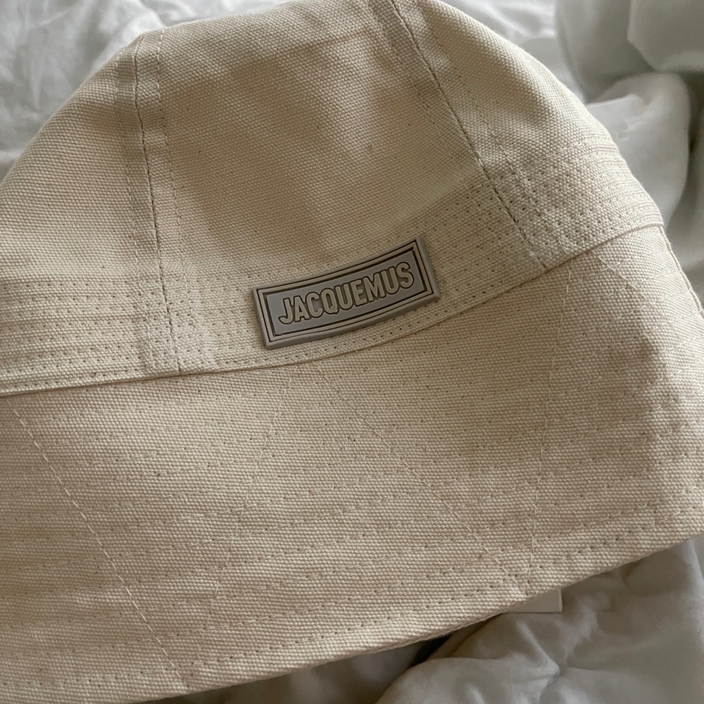 Jacquemus Beige Bucket Hat
